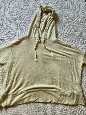 Lou & Grey Light Heathered Grey  Hooded Pullover Hooded T-Shirt